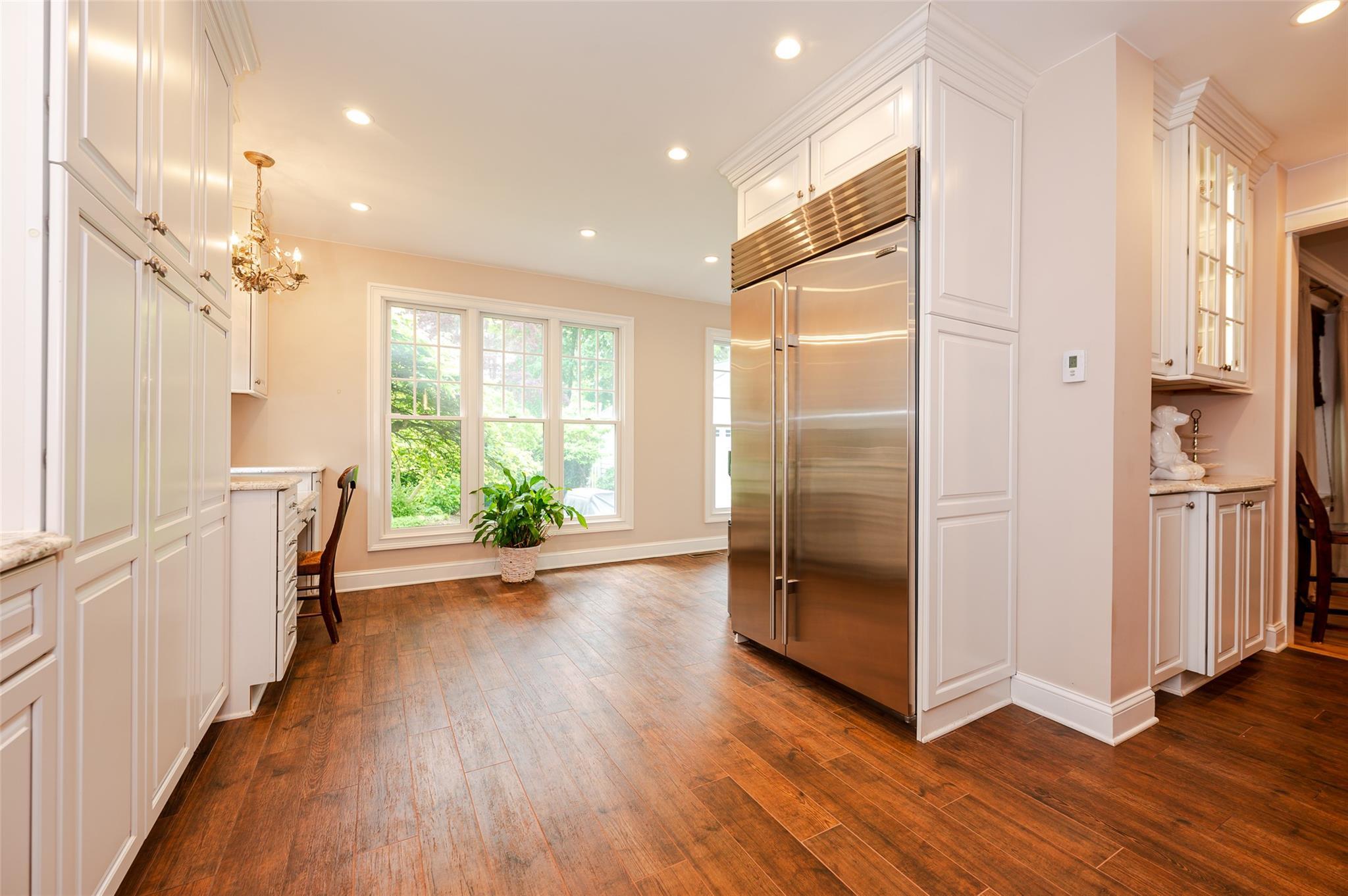 Single Family Loines  Nassau County, NY 11566, MLS-867319-8