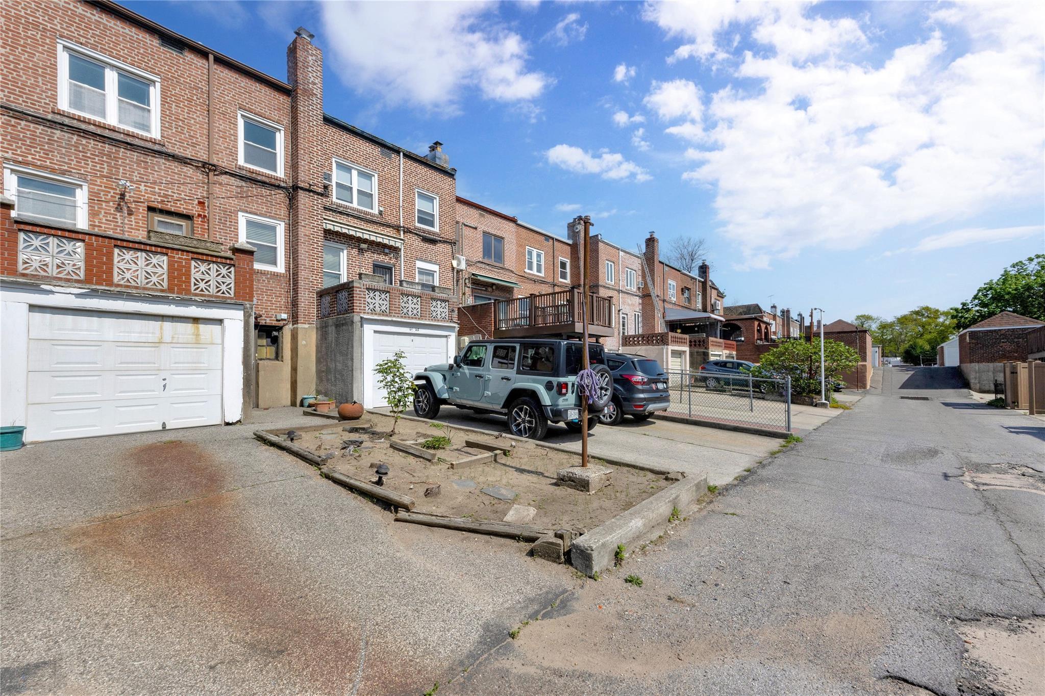 Single Family 80th  Queens, NY 11379, MLS-867327-16