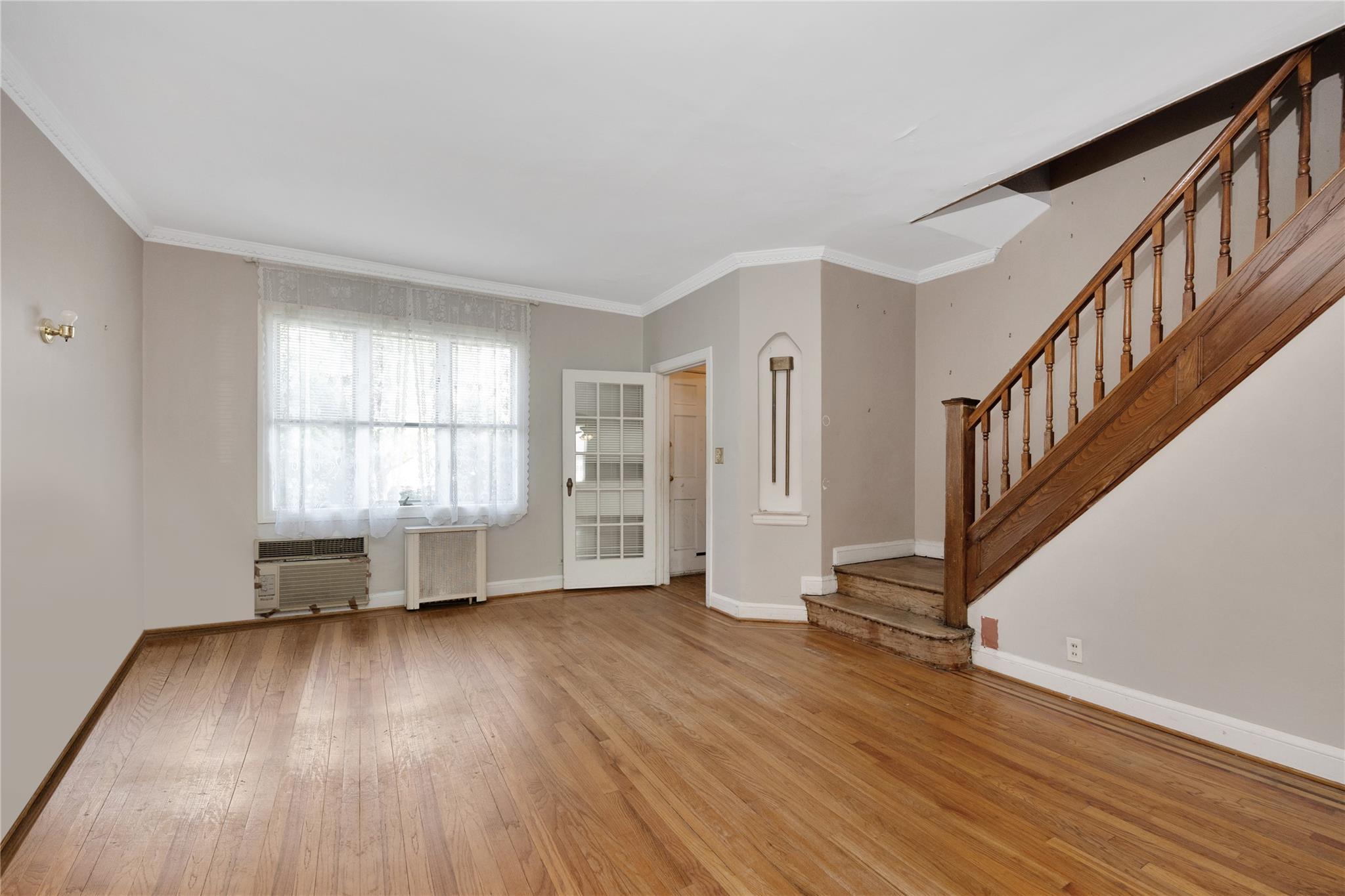 Single Family 80th  Queens, NY 11379, MLS-867327-2