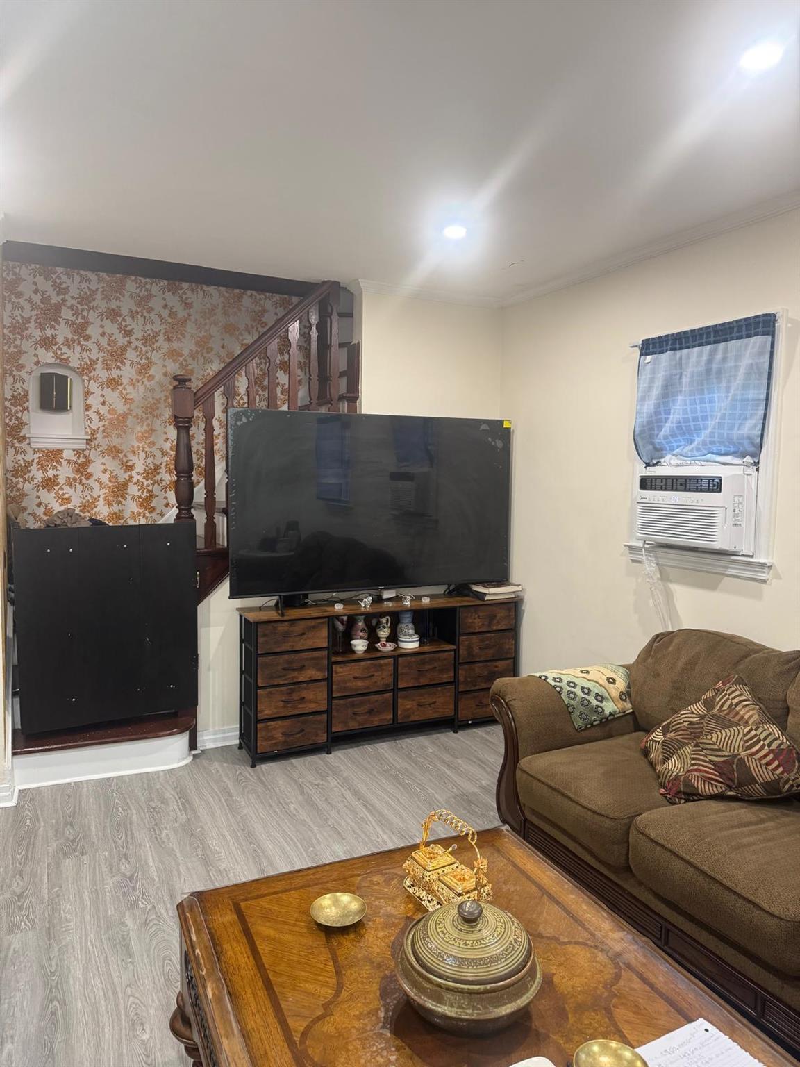 Single Family 247th  Queens, NY 11426, MLS-867358-12