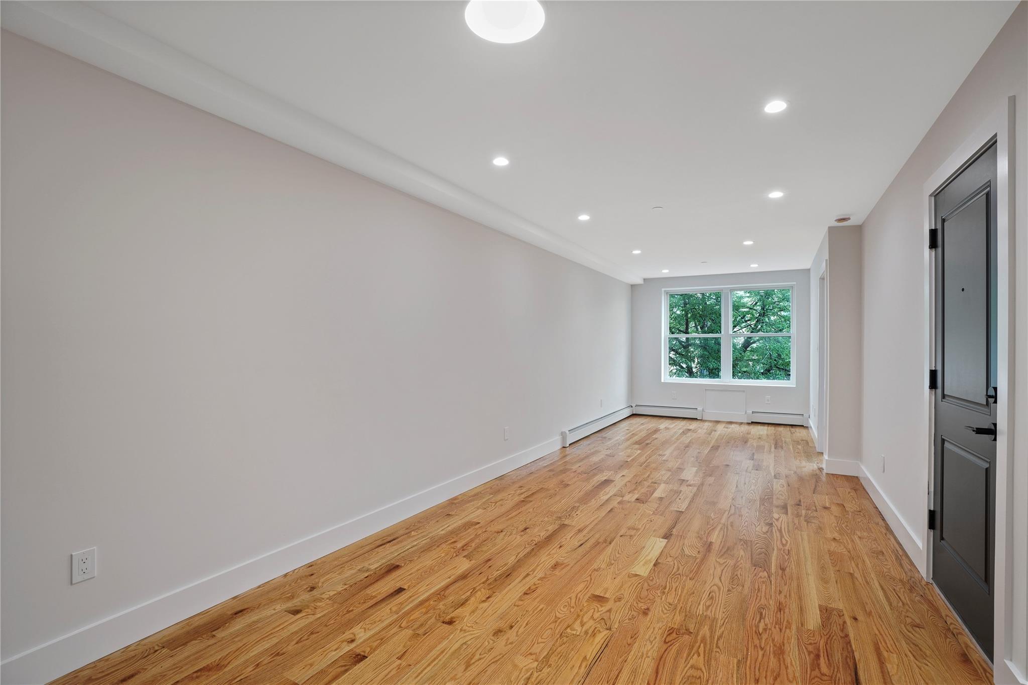 Single Family Menahan  Queens, NY 11385, MLS-867359-28