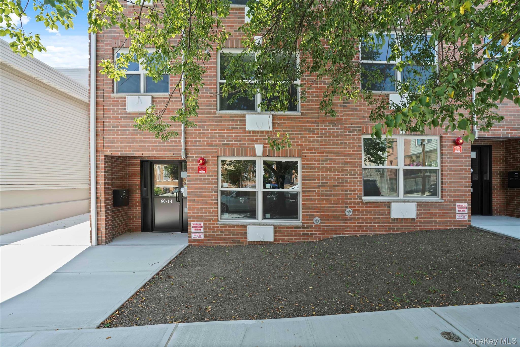 Single Family Menahan Queens, NY 11385, MLS-867359-43