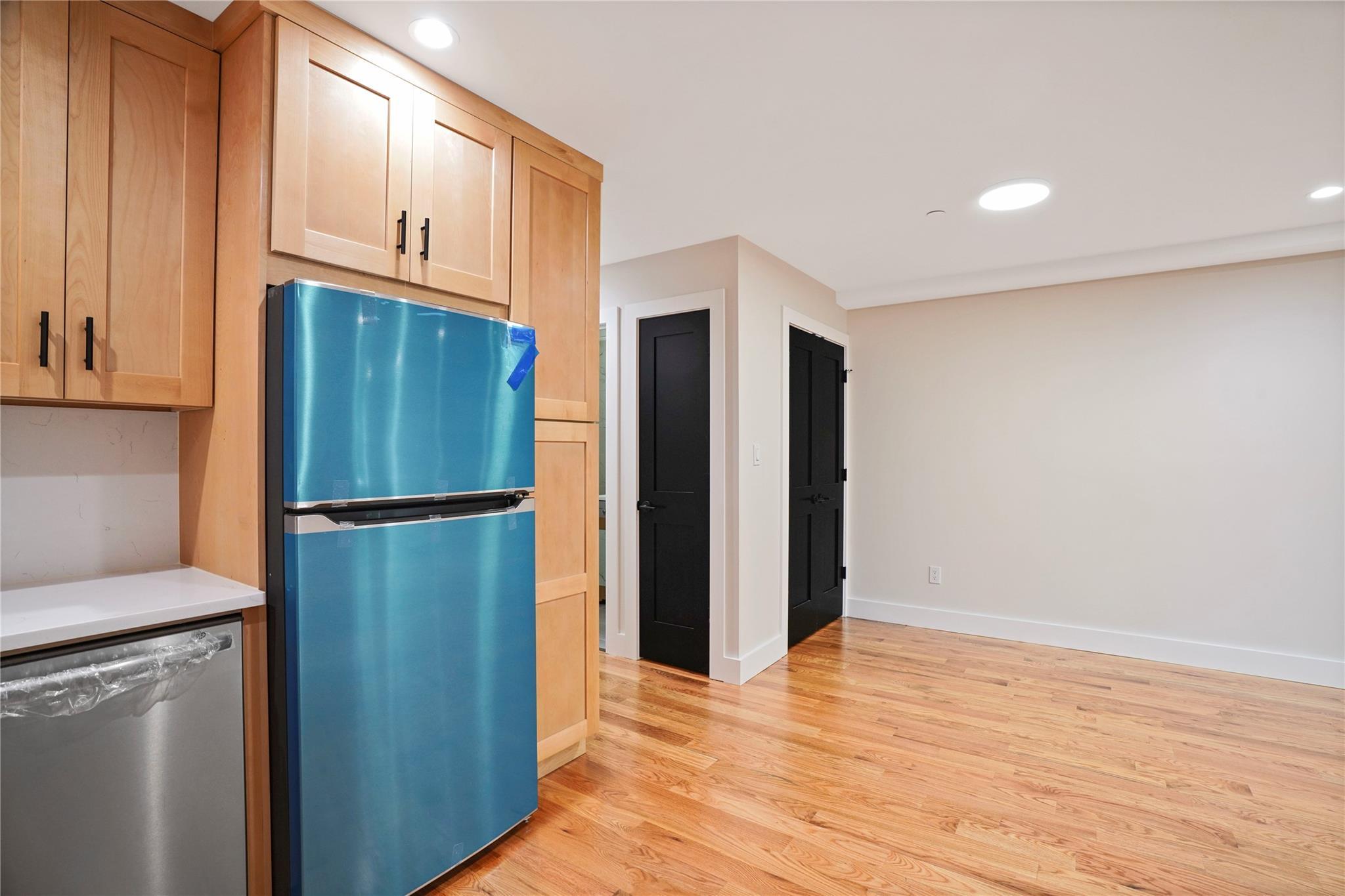 Single Family Menahan  Queens, NY 11385, MLS-867359-9