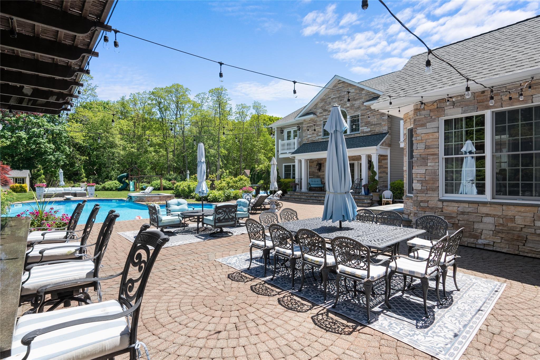 Single Family Crick Holly  Suffolk County, NY 11730, MLS-867363-22