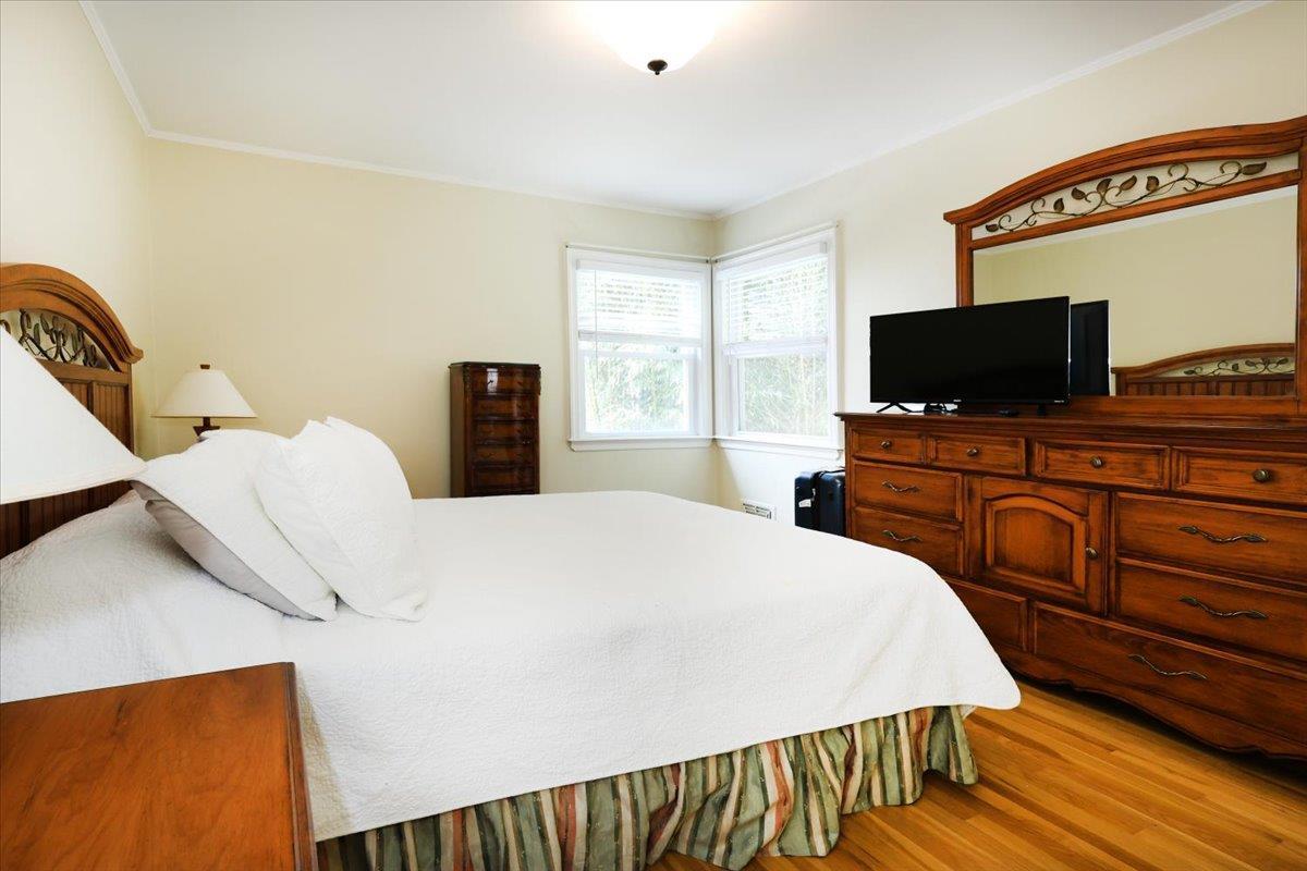 Single Family Deepdale  Queens, NY 11362, MLS-867385-17