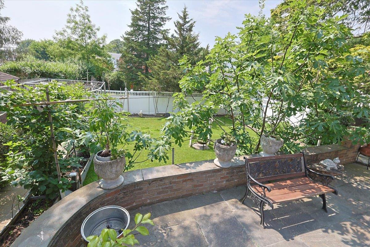 Single Family Deepdale  Queens, NY 11362, MLS-867385-2