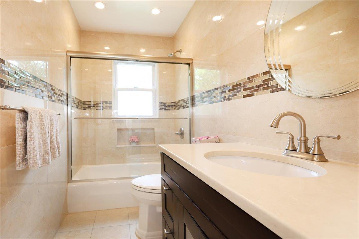Single Family Deepdale  Queens, NY 11362, MLS-867385-20