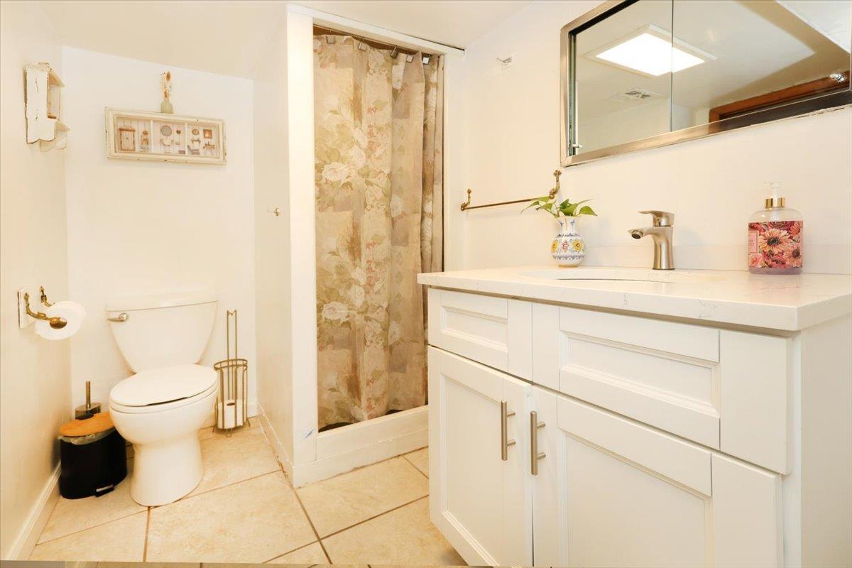 Single Family Deepdale  Queens, NY 11362, MLS-867385-23