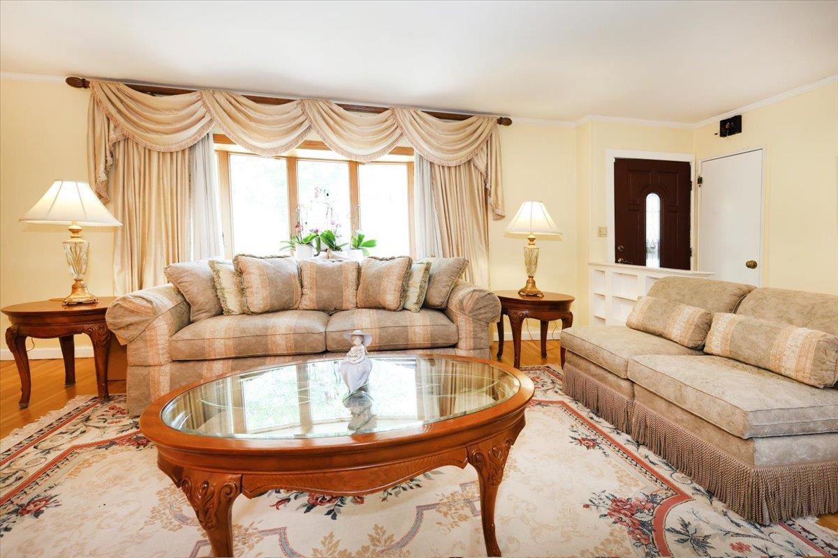 Single Family Deepdale  Queens, NY 11362, MLS-867385-8