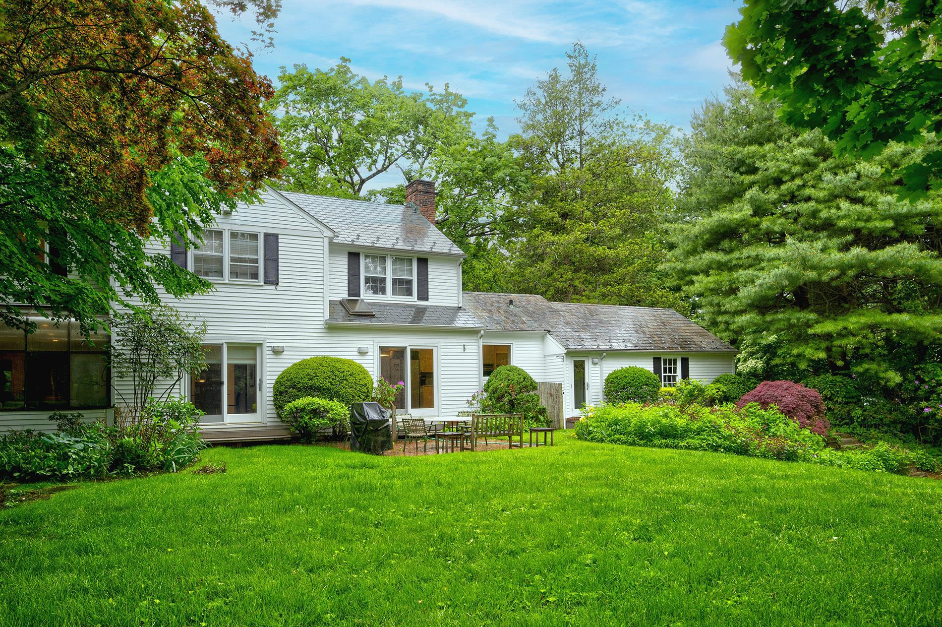 Single Family Cedar  Nassau County, NY 11050, MLS-867388-31