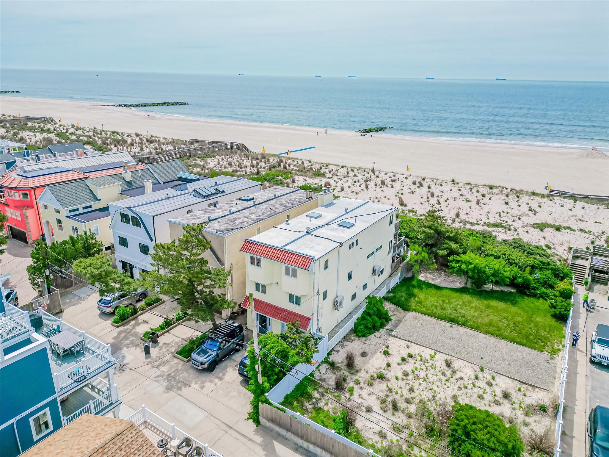 Single Family Oceanfront  Nassau County, NY 11561, MLS-867408-3
