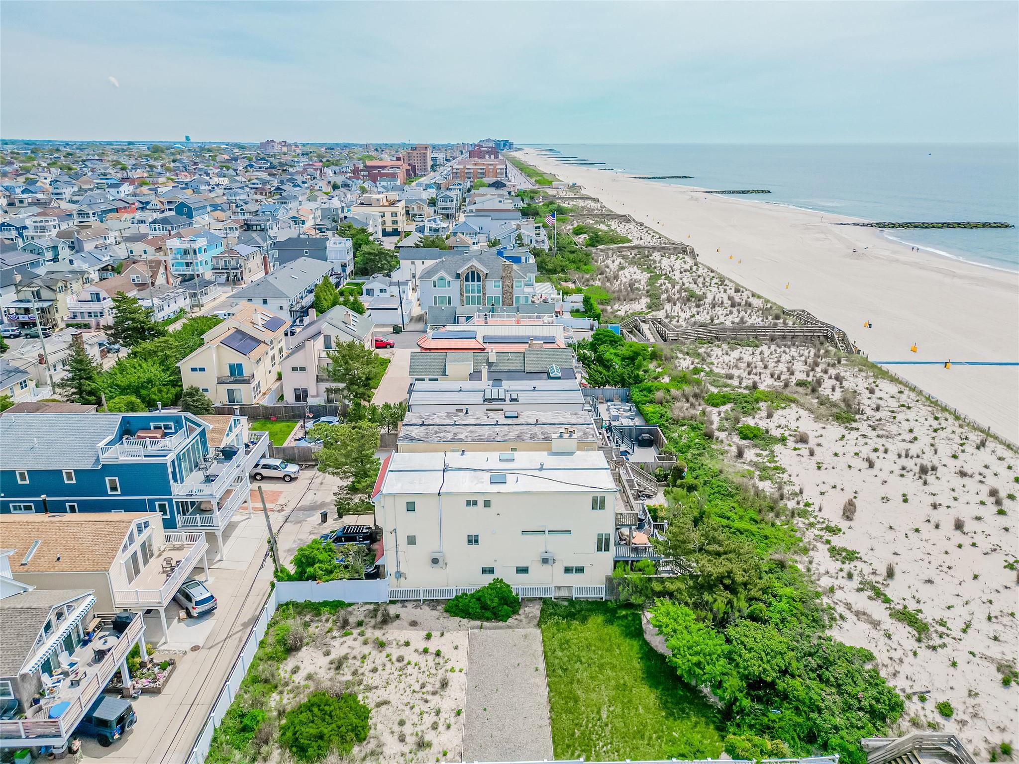 Single Family Oceanfront  Nassau County, NY 11561, MLS-867408-7