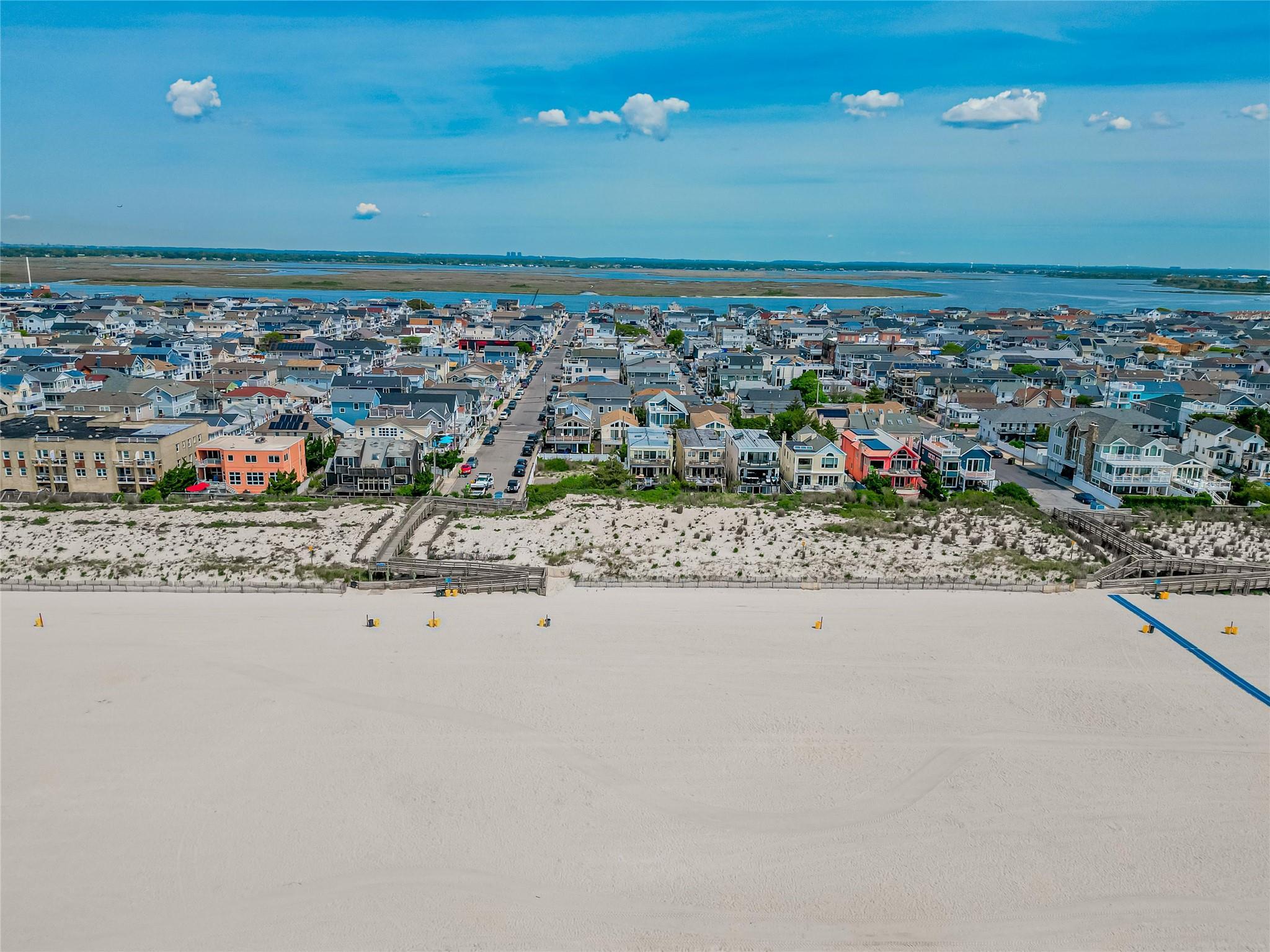 Single Family Oceanfront  Nassau County, NY 11561, MLS-867408-8