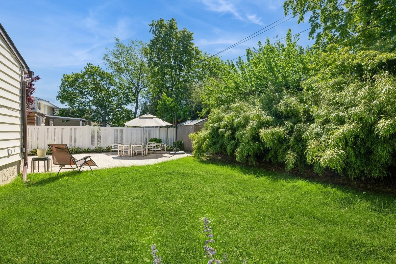 Single Family Cadillac  Nassau County, NY 11554, MLS-867421-25