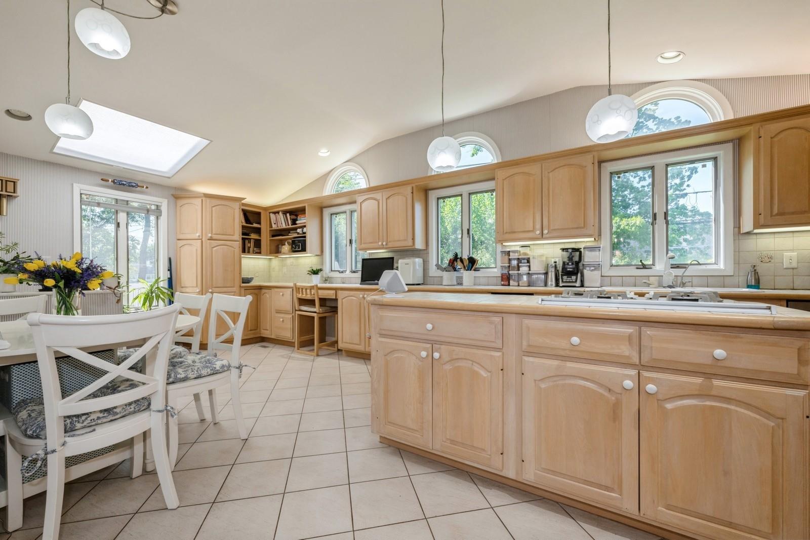 Single Family Cadillac  Nassau County, NY 11554, MLS-867421-6