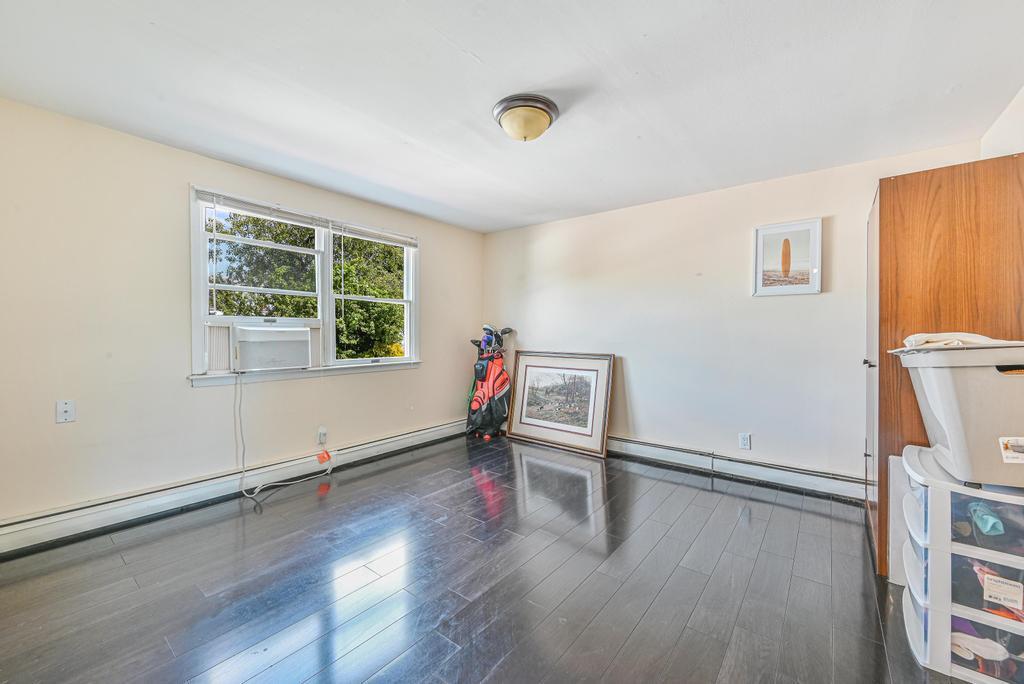 Single Family Durham  Nassau County, NY 11554, MLS-867429-25