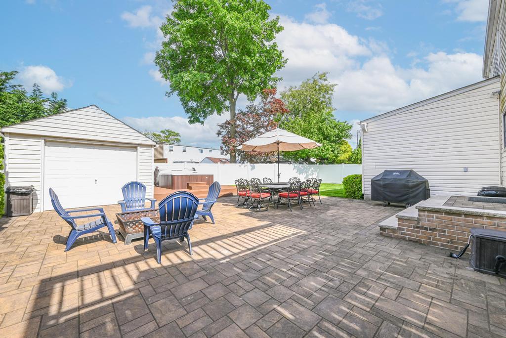 Single Family Durham  Nassau County, NY 11554, MLS-867429-5