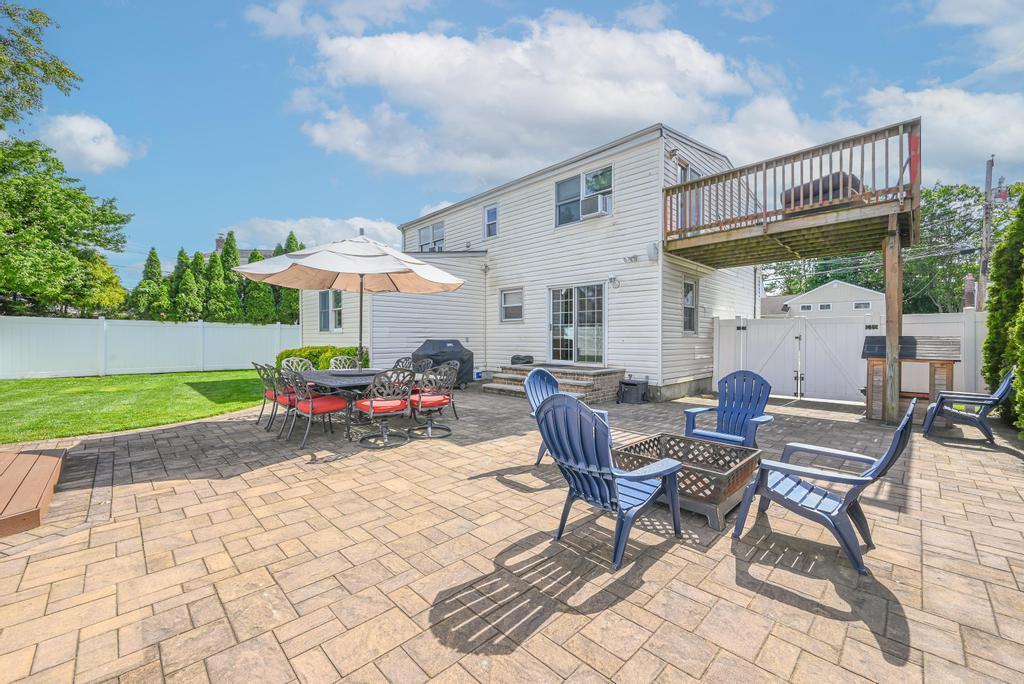 Single Family Durham  Nassau County, NY 11554, MLS-867429-7