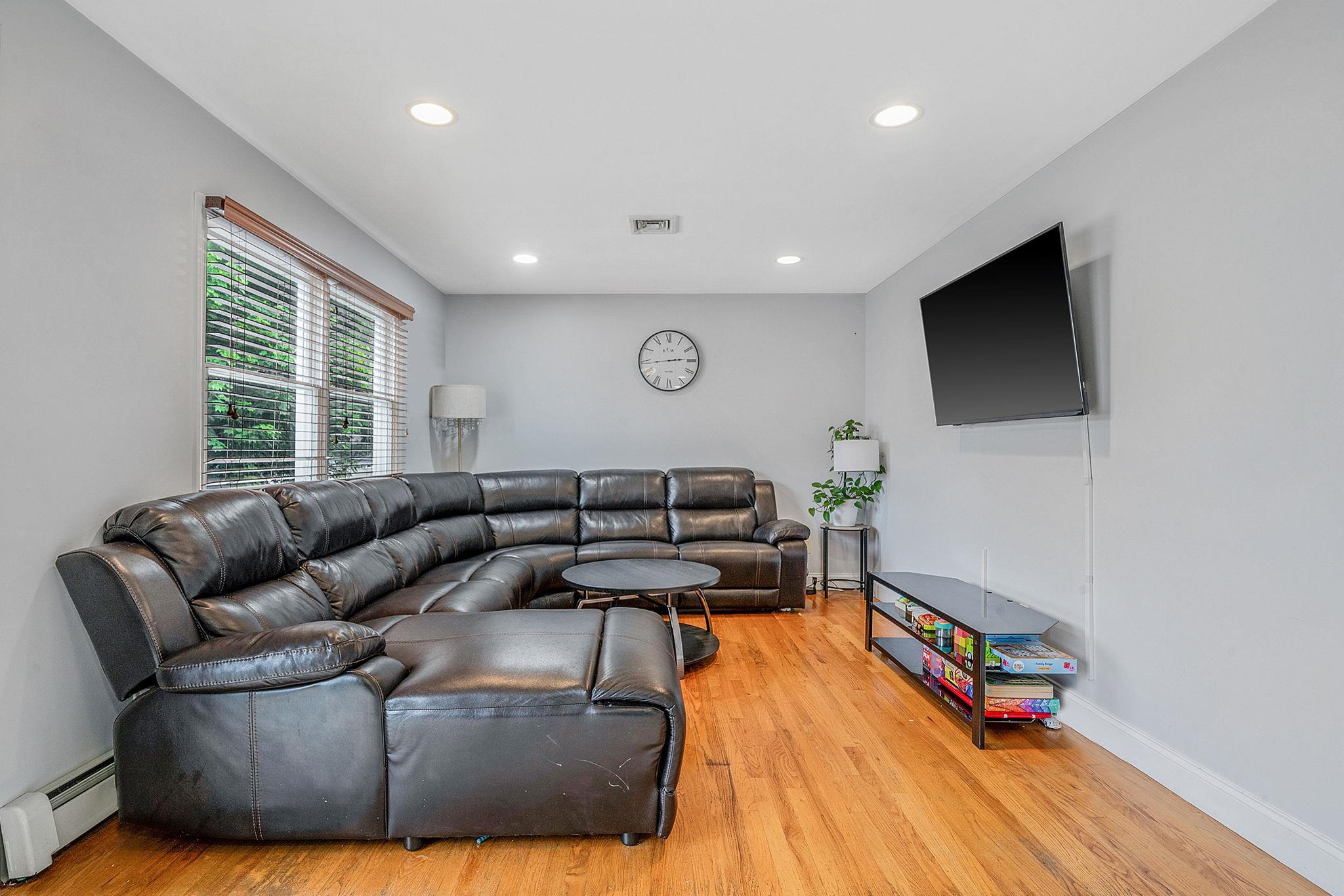 Single Family 7th  Suffolk County, NY 11729, MLS-867436-12