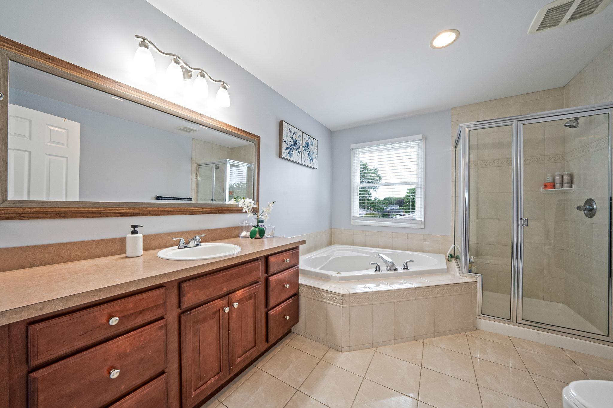 Single Family 7th  Suffolk County, NY 11729, MLS-867436-16