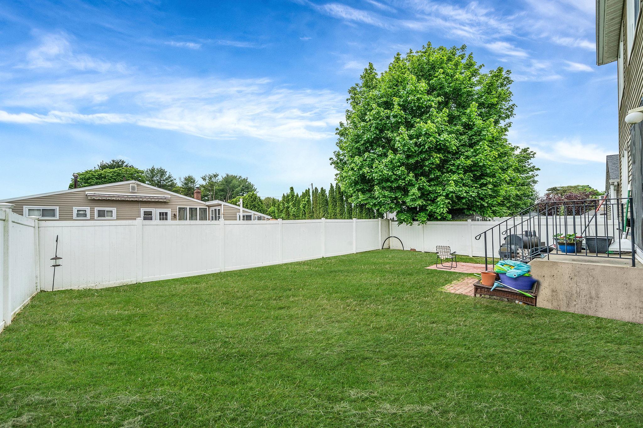 Single Family 7th  Suffolk County, NY 11729, MLS-867436-28
