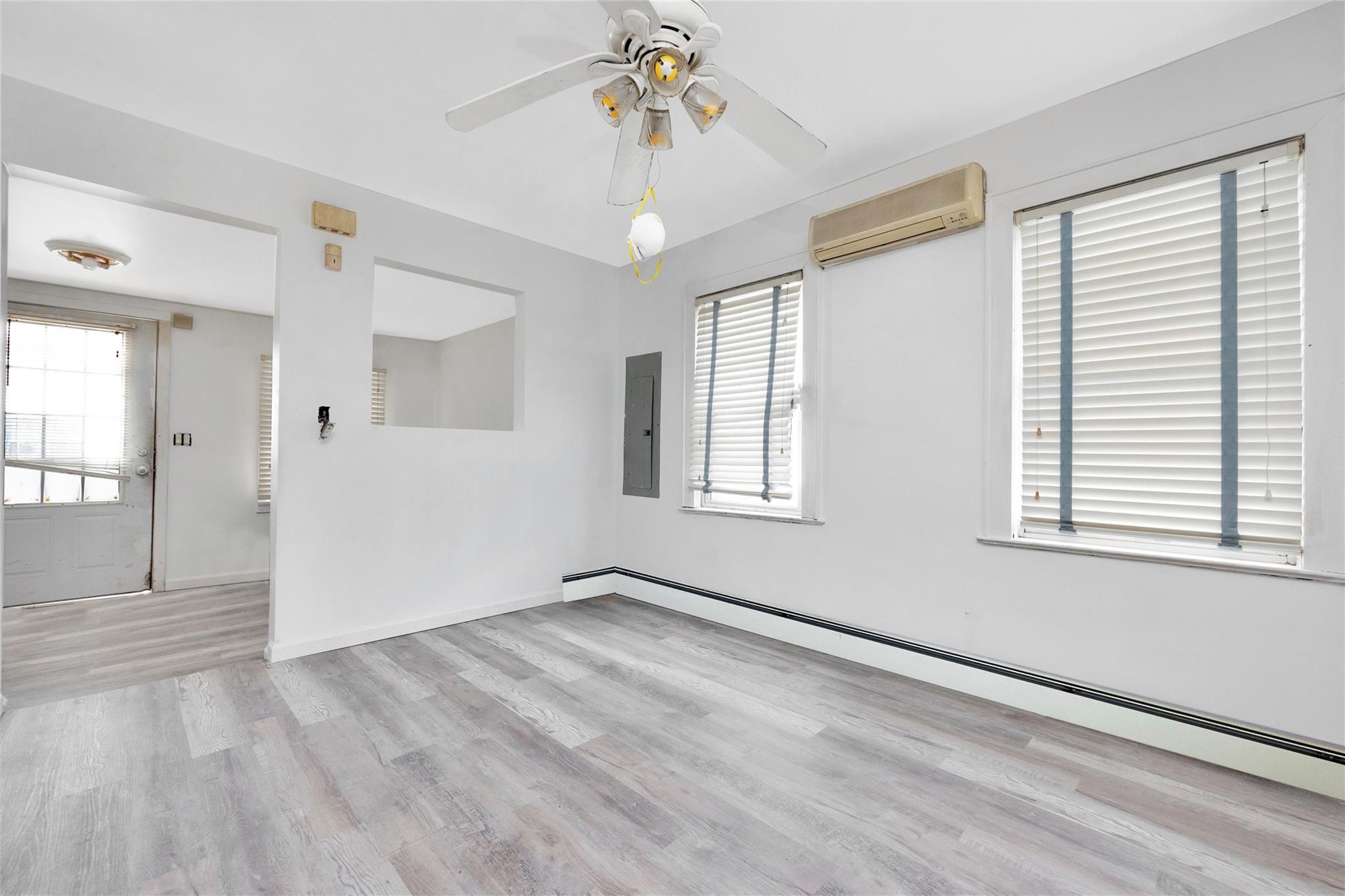 Single Family Naomi  Nassau County, NY 11783, MLS-867444-11