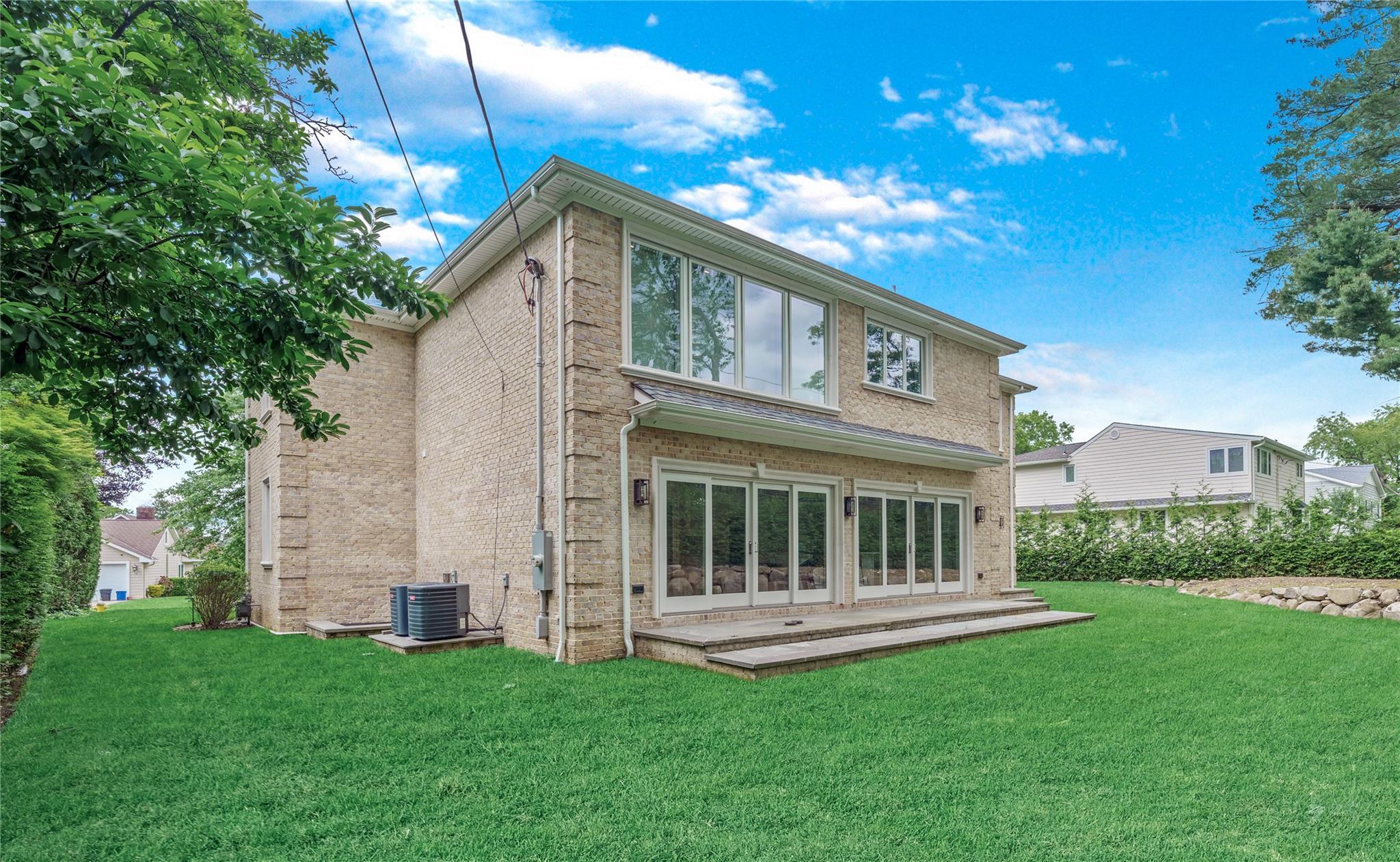 Single Family Grenfell  Nassau County, NY 11020, MLS-867448-31