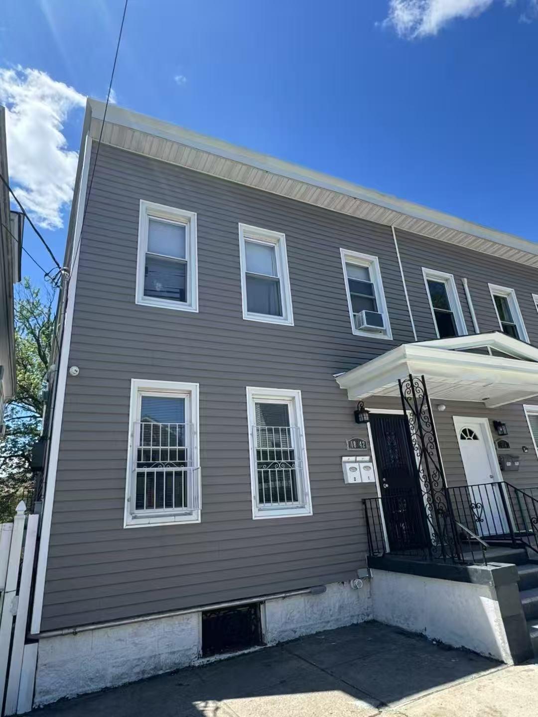 Single Family 120th  Queens, NY 11356, MLS-867453-3