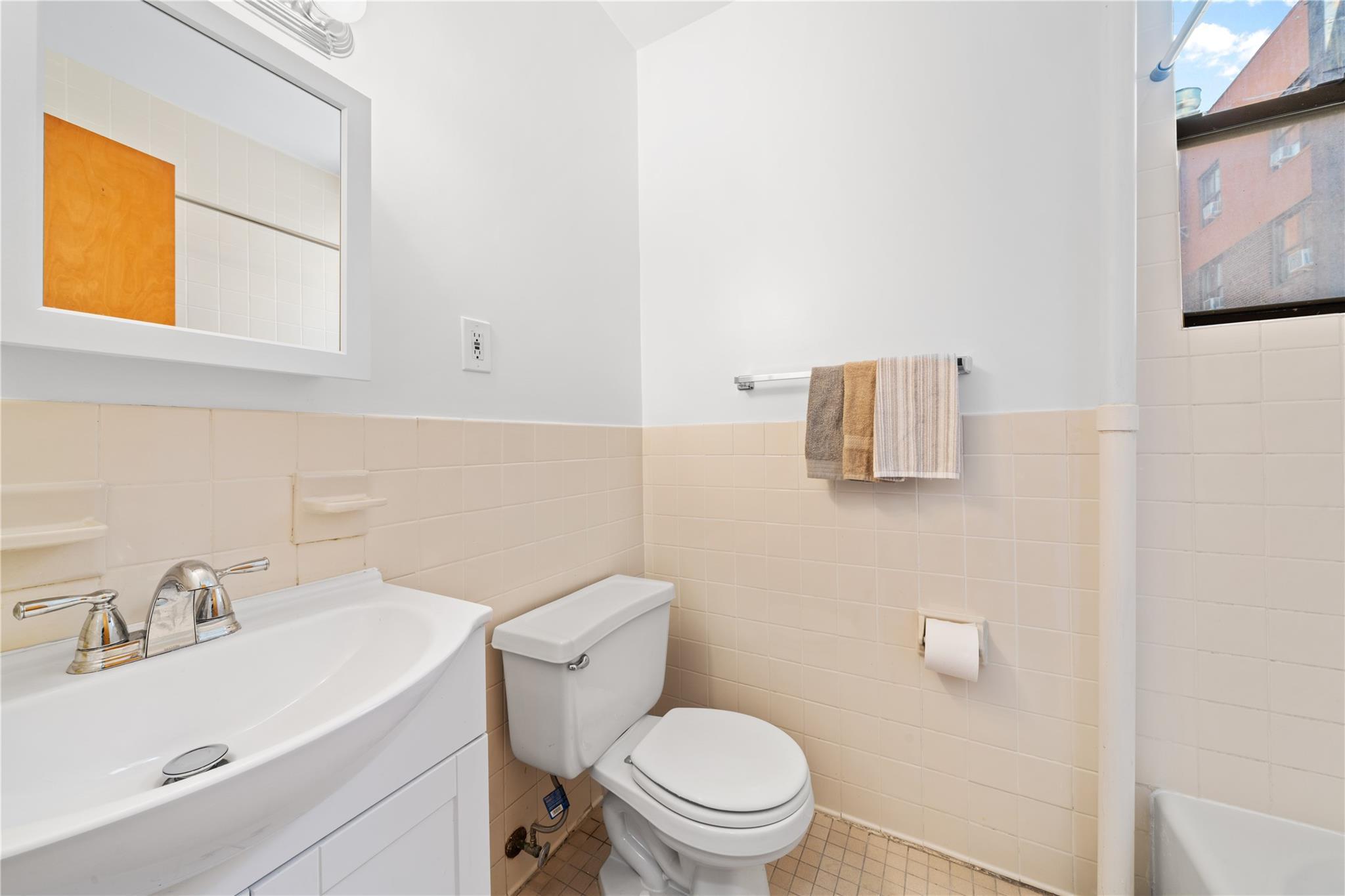 Coop Amsterdam  Manhattan, NY 10031, MLS-867472-18