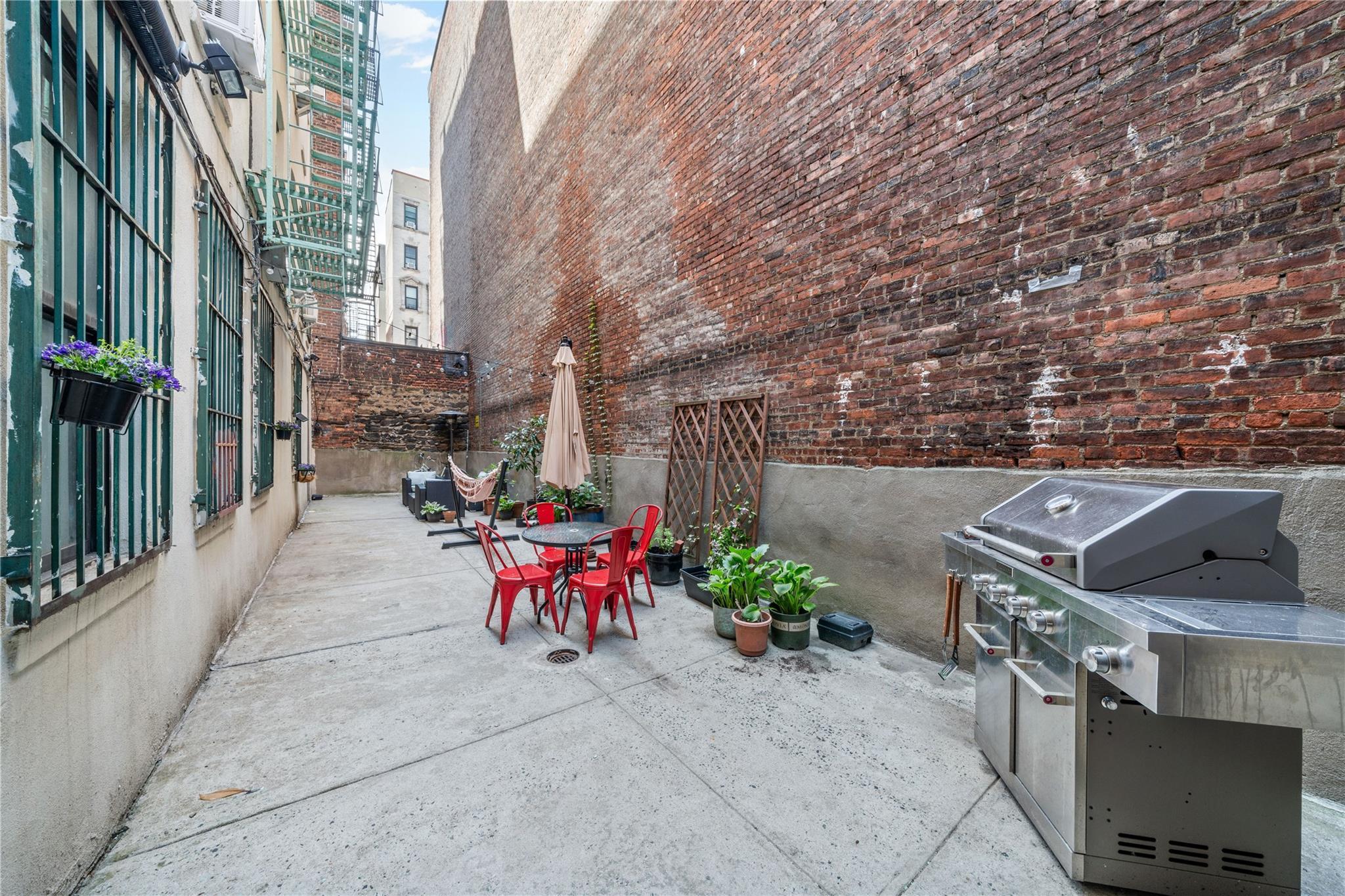 Coop Amsterdam  Manhattan, NY 10031, MLS-867472-20