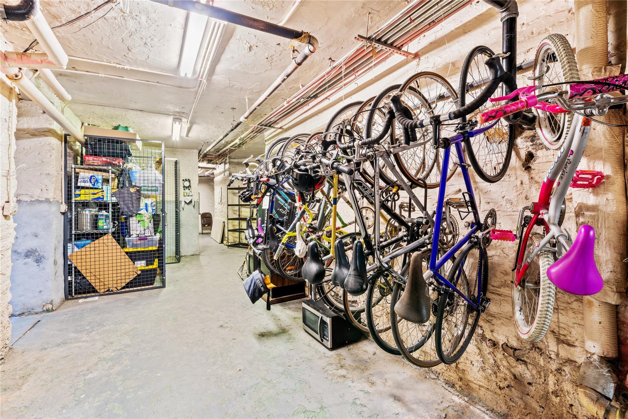 Coop Amsterdam  Manhattan, NY 10031, MLS-867472-22