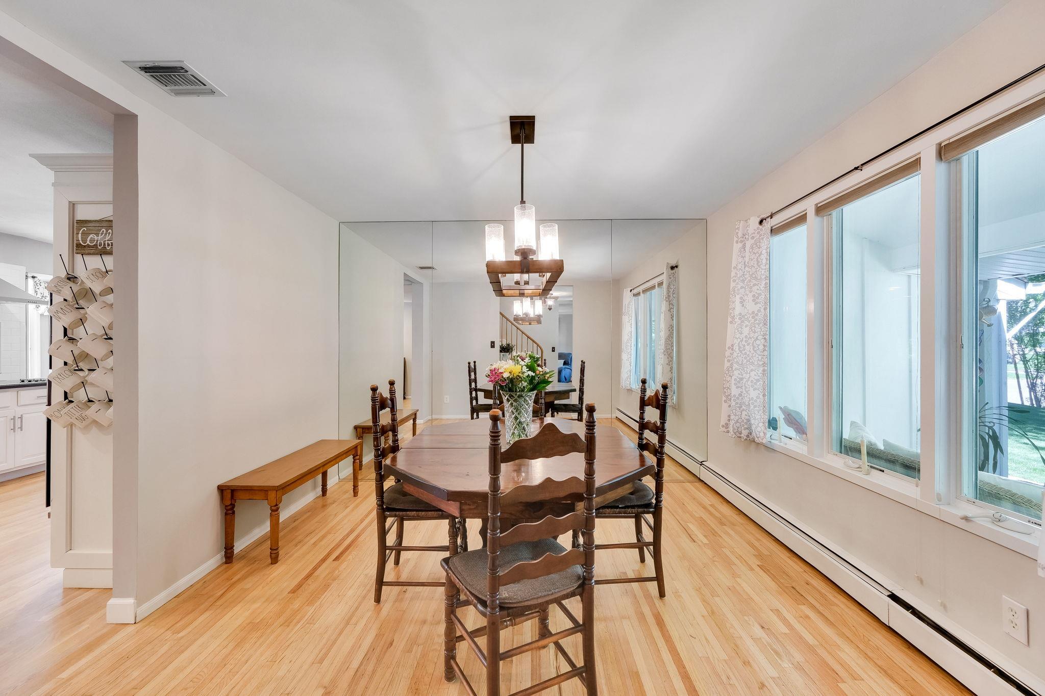 Single Family Blinker Light  Suffolk County, NY 11790, MLS-867479-21