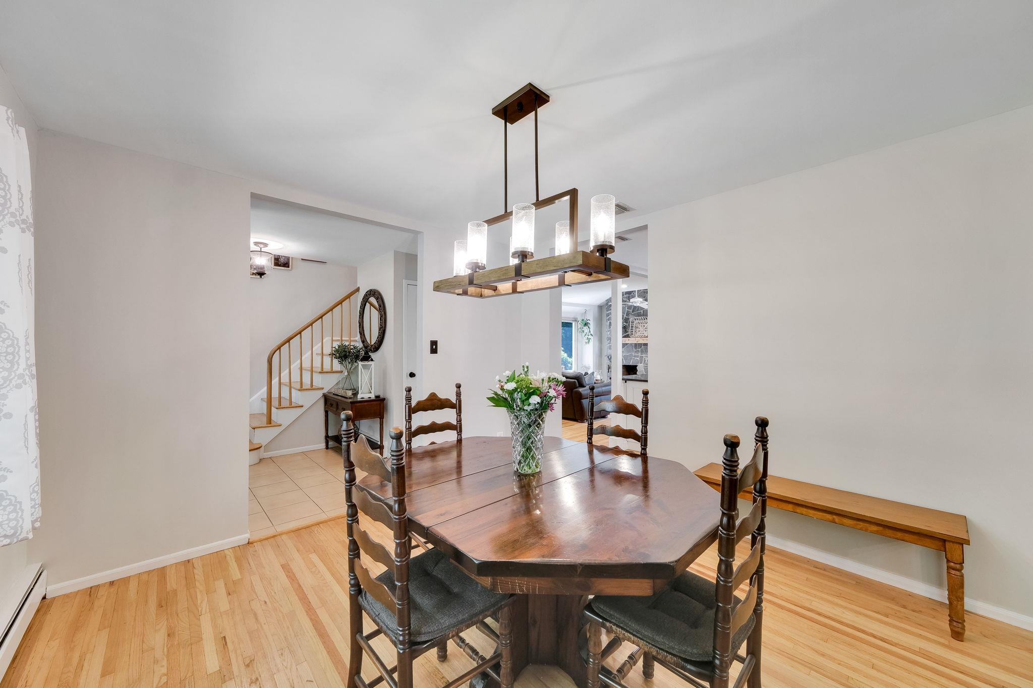 Single Family Blinker Light  Suffolk County, NY 11790, MLS-867479-22