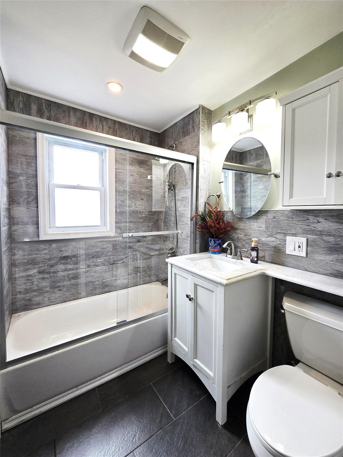 Single Family 96th  Queens, NY 11417, MLS-867485-8