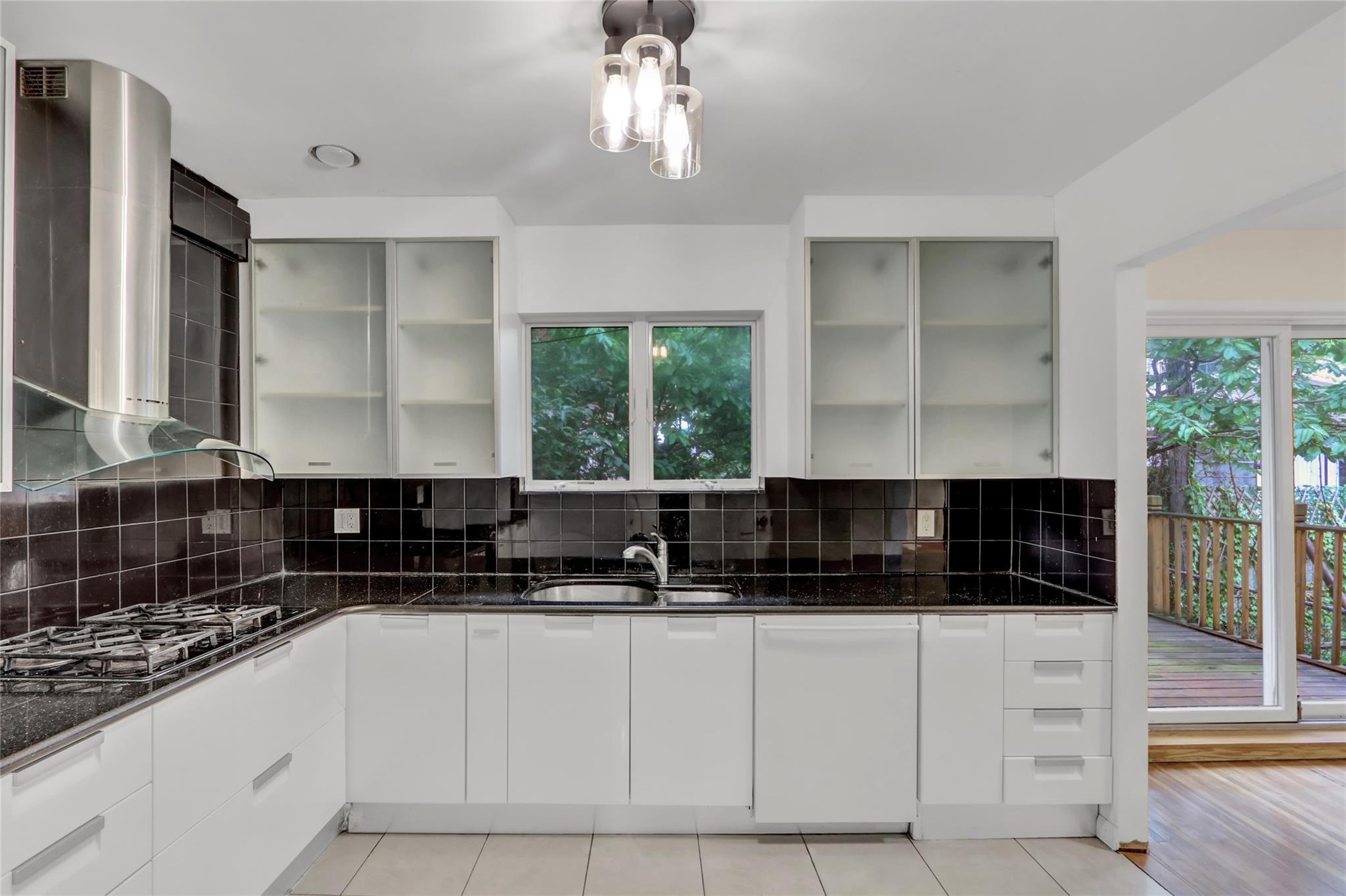 Single Family Oriental  Brooklyn, NY 11235, MLS-867486-11
