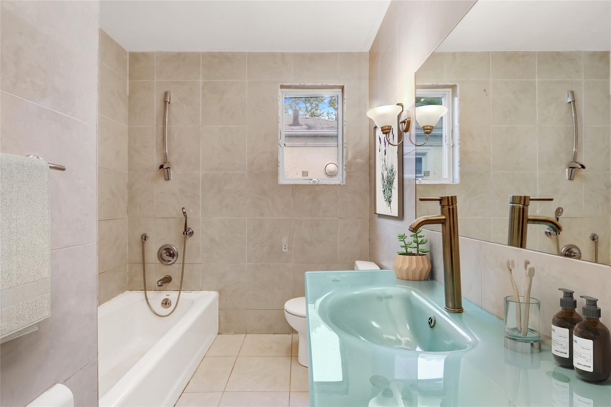 Single Family Oriental  Brooklyn, NY 11235, MLS-867486-16