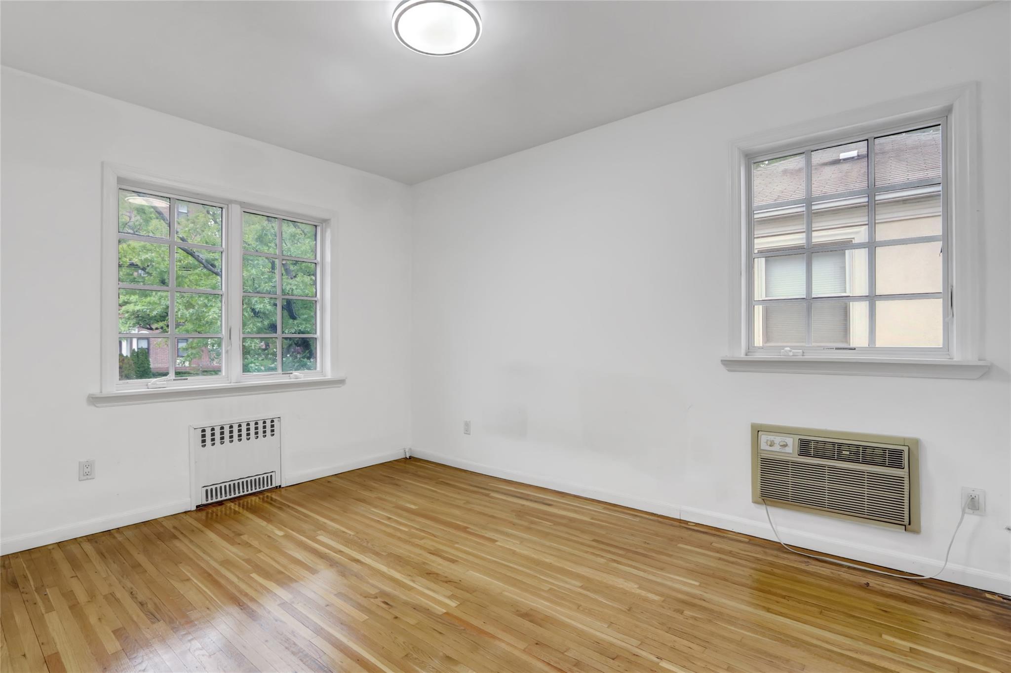 Single Family Oriental  Brooklyn, NY 11235, MLS-867486-17