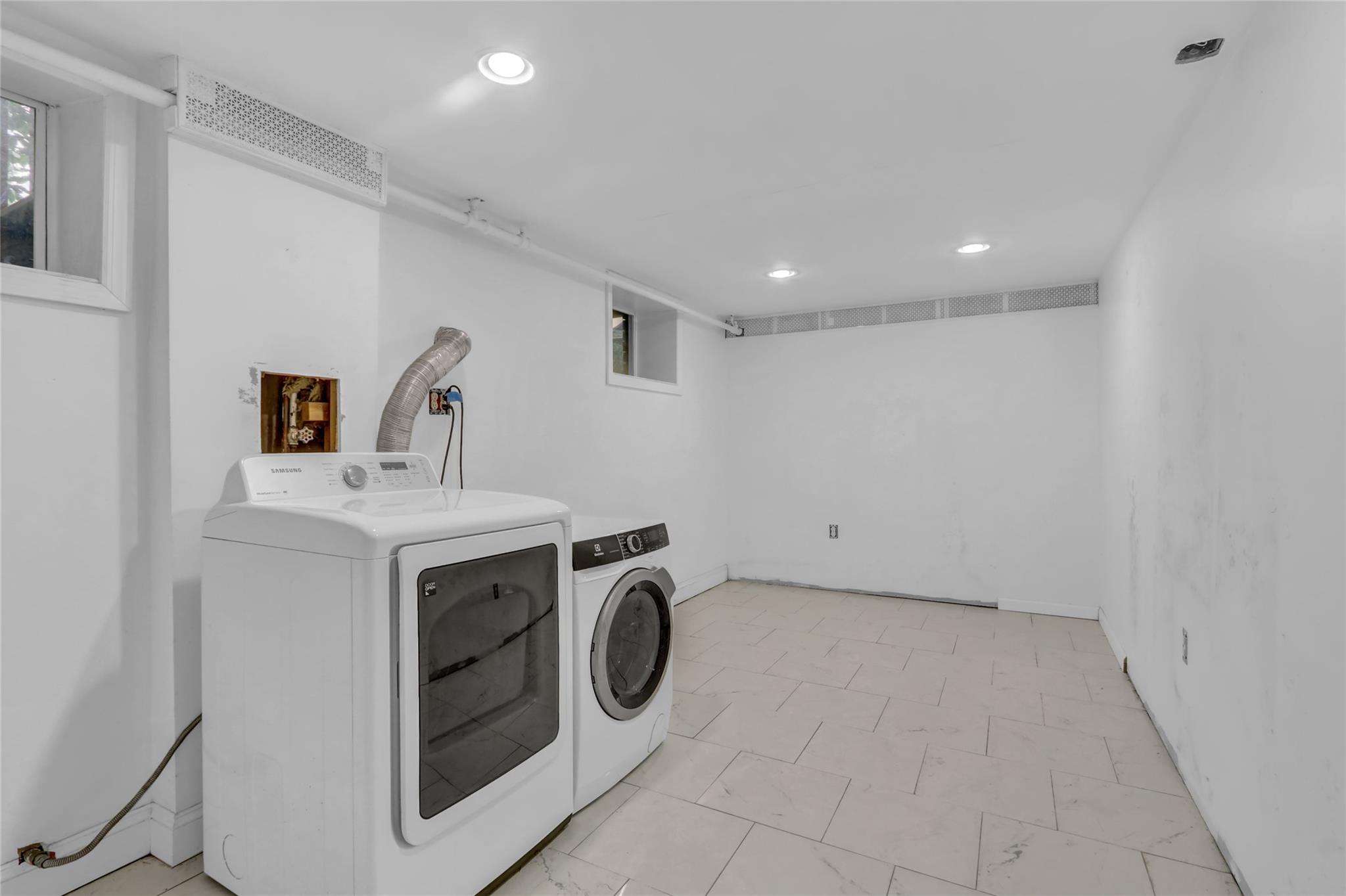 Single Family Oriental  Brooklyn, NY 11235, MLS-867486-24