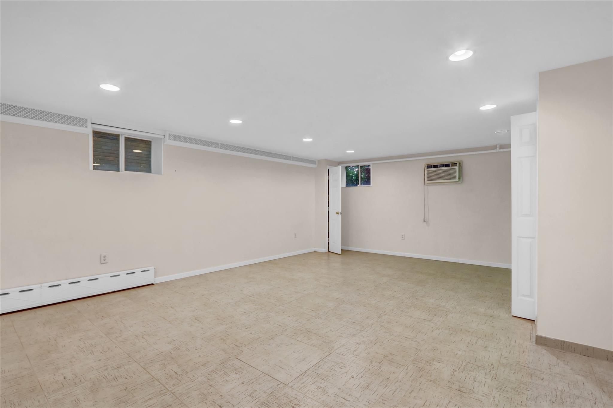 Single Family Oriental  Brooklyn, NY 11235, MLS-867486-25