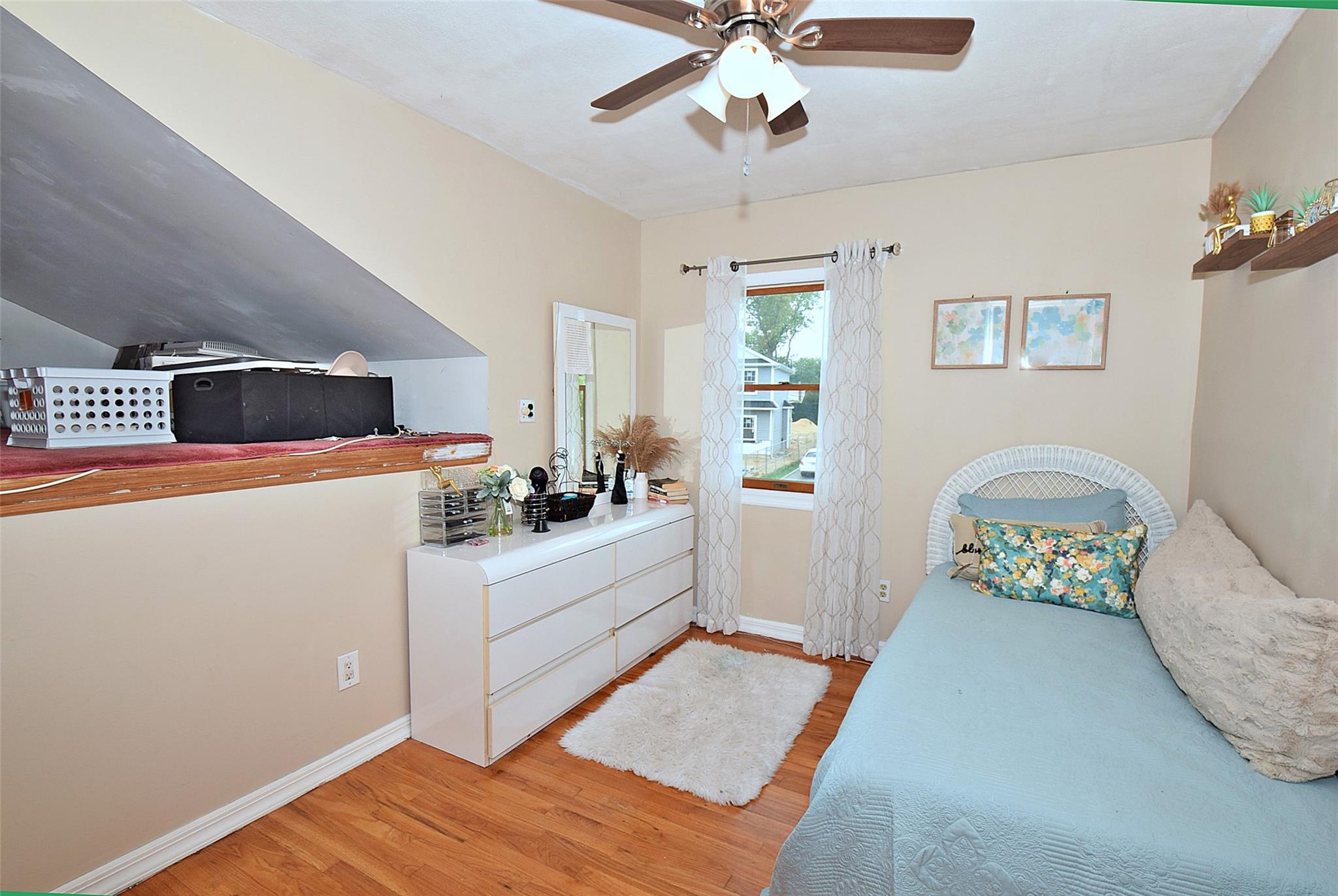 Single Family Walnut  Nassau County, NY 11791, MLS-867502-17