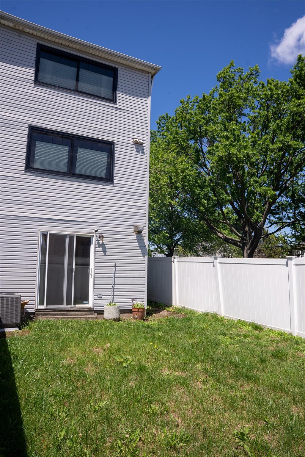 Single Family Charles Place  Staten Island, NY 10303, MLS-867510-2