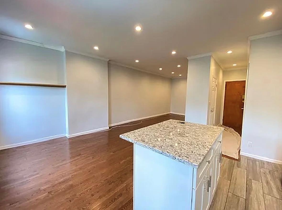 Single Family Catalpa  Queens, NY 11385, MLS-867528-10