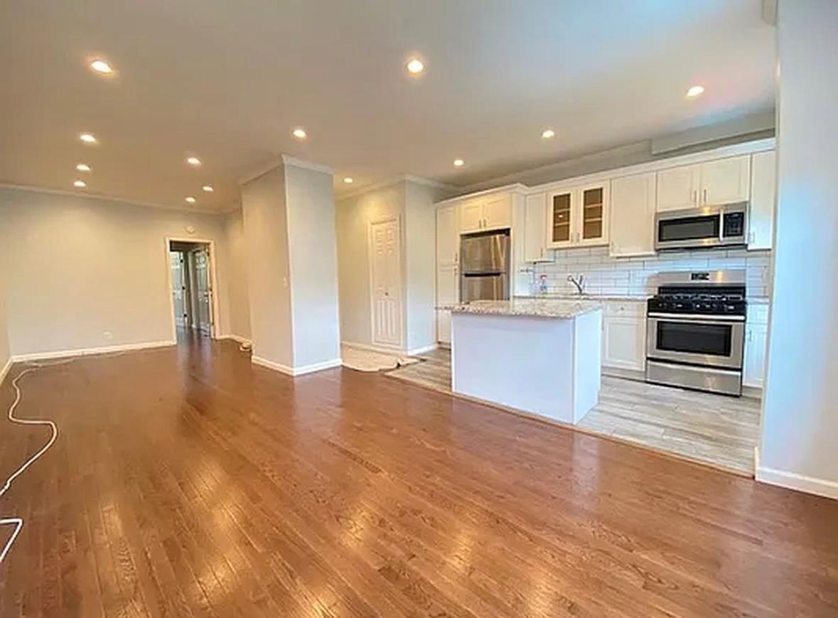 Single Family Catalpa  Queens, NY 11385, MLS-867528-3