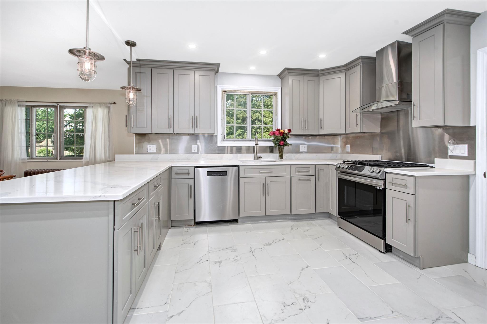 Single Family Byworth  Westchester County, NY 10804, MLS-867543-12