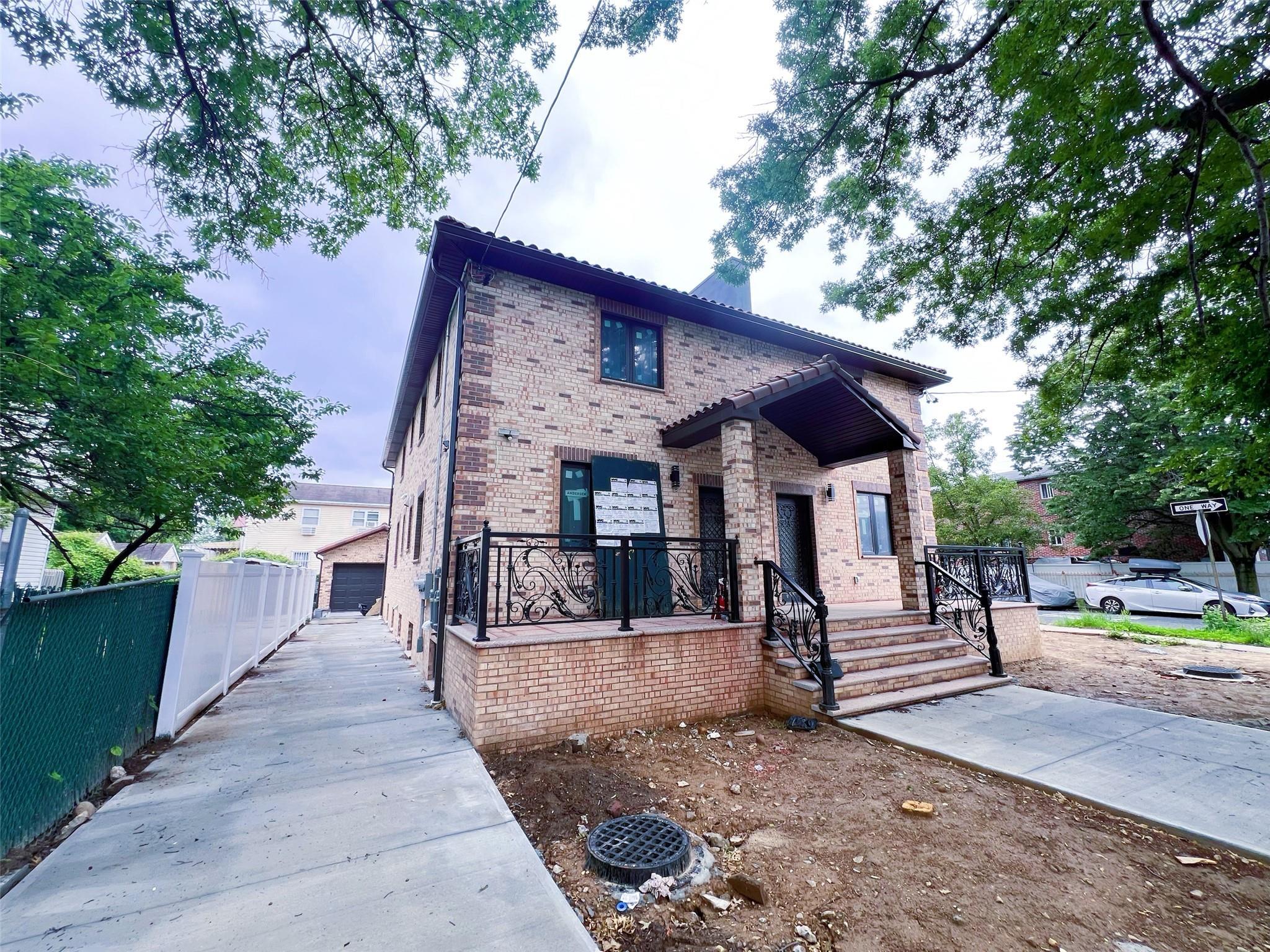 Single Family 47th  Queens, NY 11361, MLS-867568-22