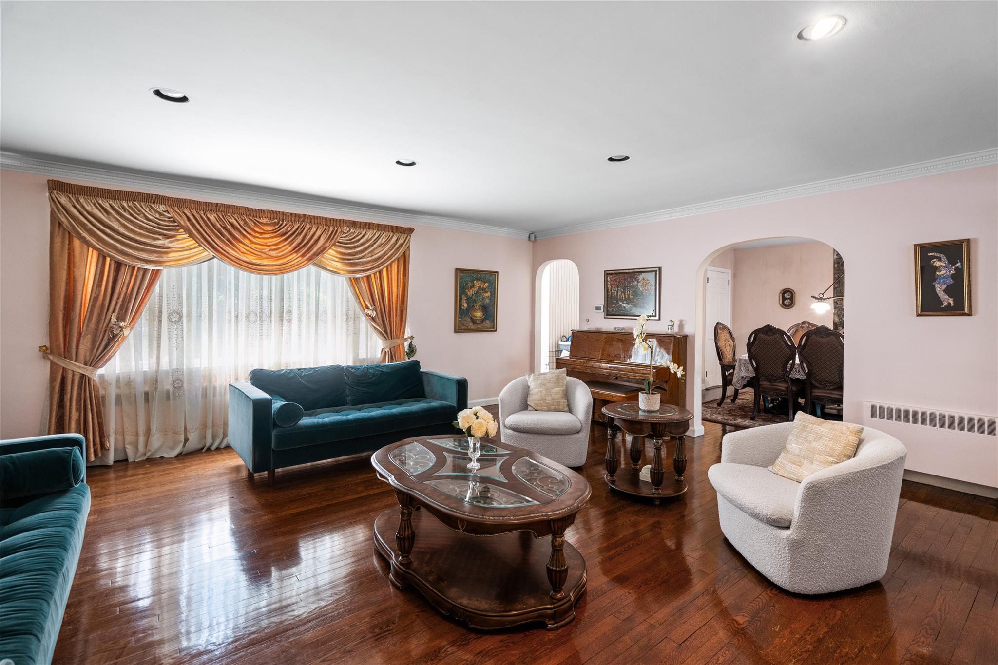 Single Family The Birches  Nassau County, NY 11576, MLS-867570-5