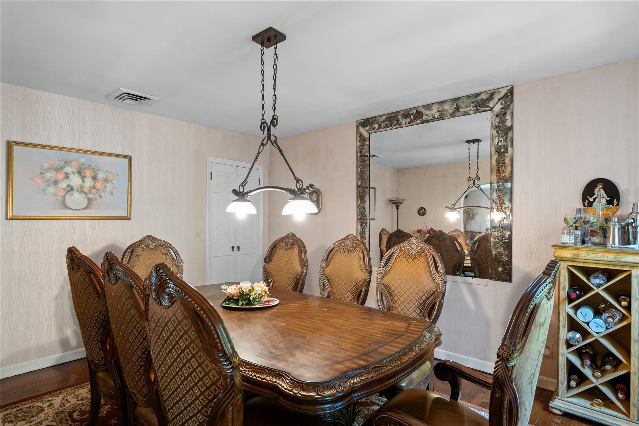 Single Family The Birches  Nassau County, NY 11576, MLS-867570-7