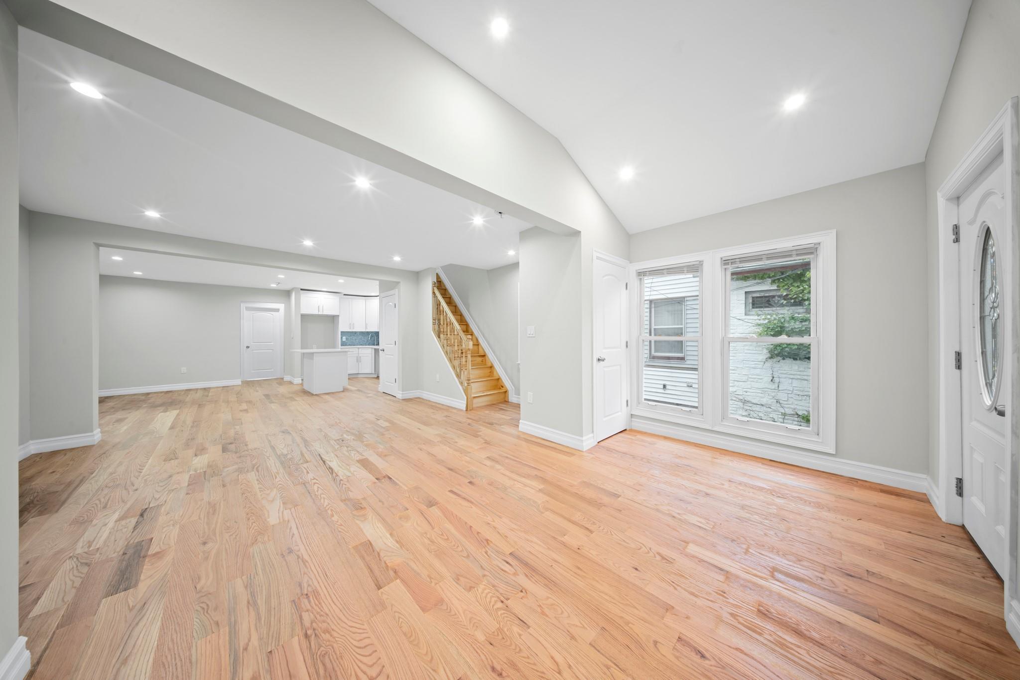 Single Family 213th  Queens, NY 11429, MLS-867575-4