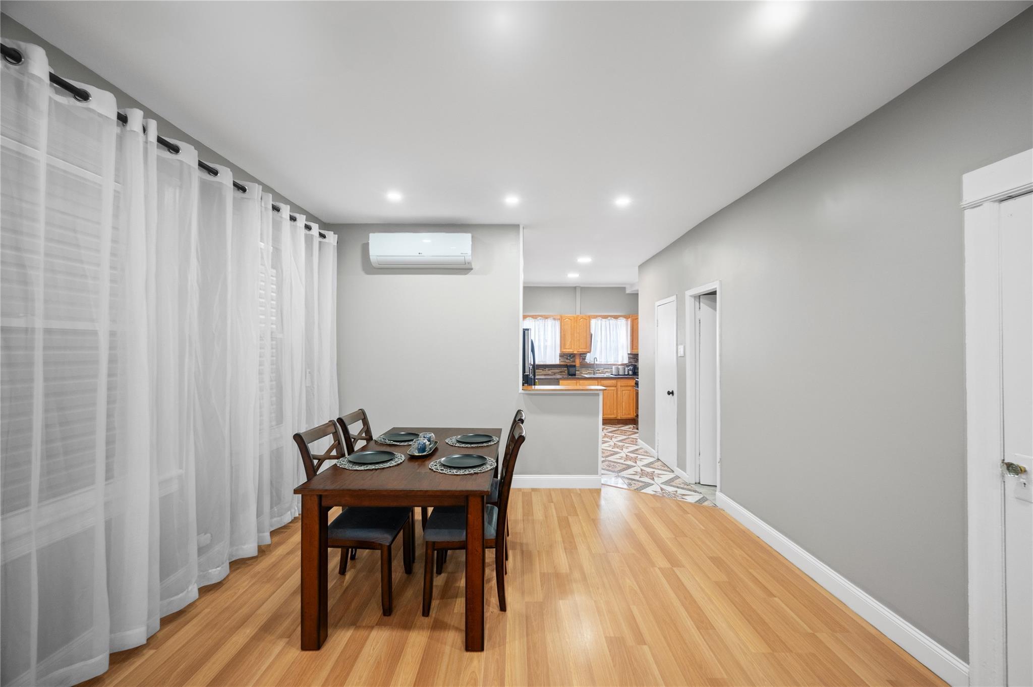 Single Family 85th  Queens, NY 11418, MLS-867579-10