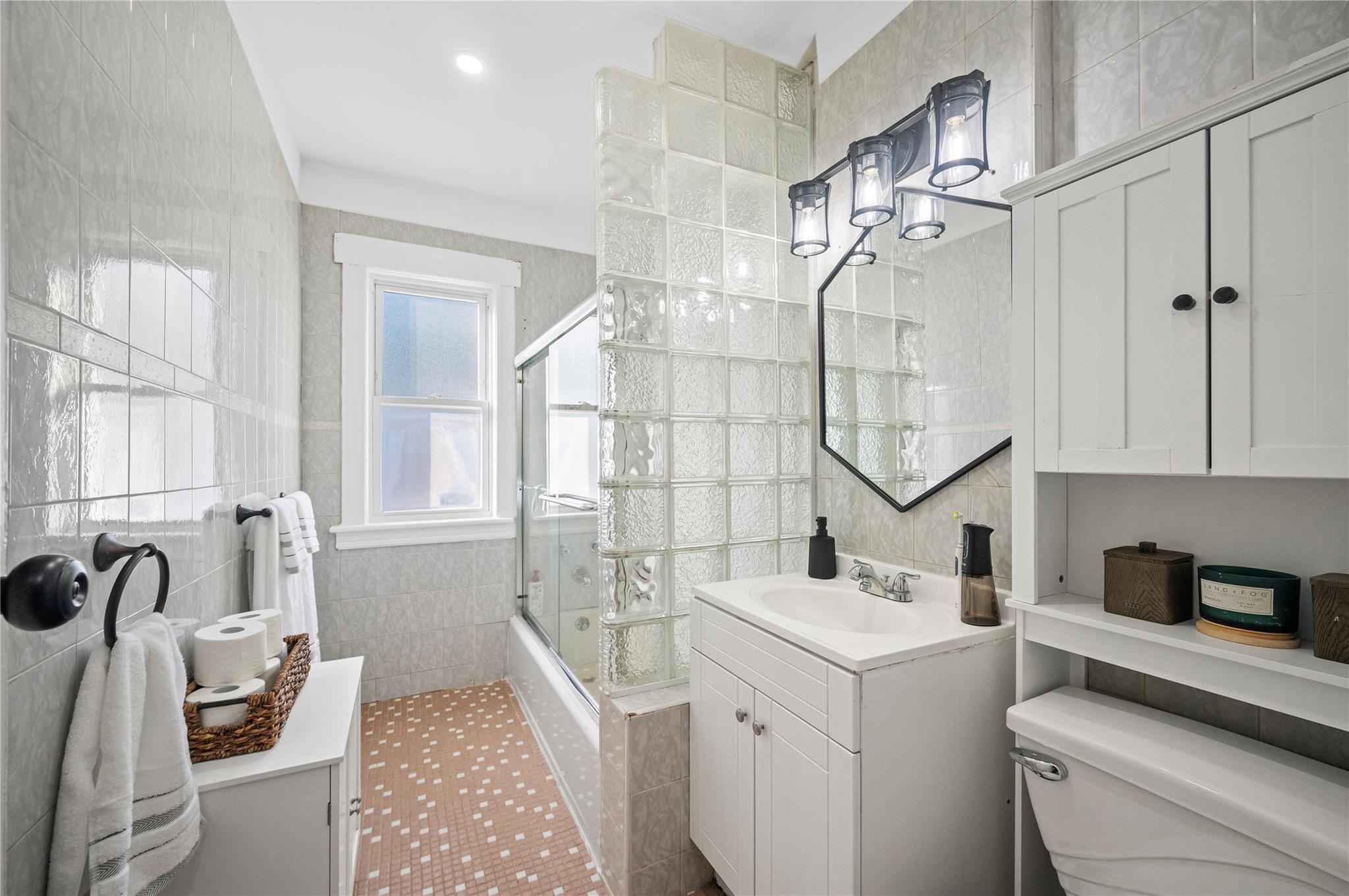 Single Family 85th  Queens, NY 11418, MLS-867579-22